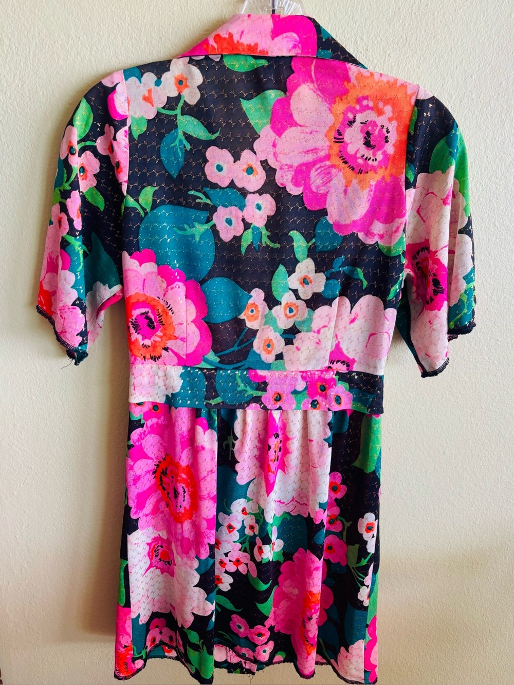 Mr. B of California 1970’s Vintage Floral Shimmer Belted Shirt Dress Size: Small - Picture 3 of 7